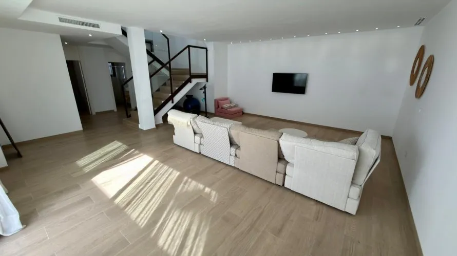 Villa de 5 dormitorios en Finestrat, Spain No. 1035 № 21