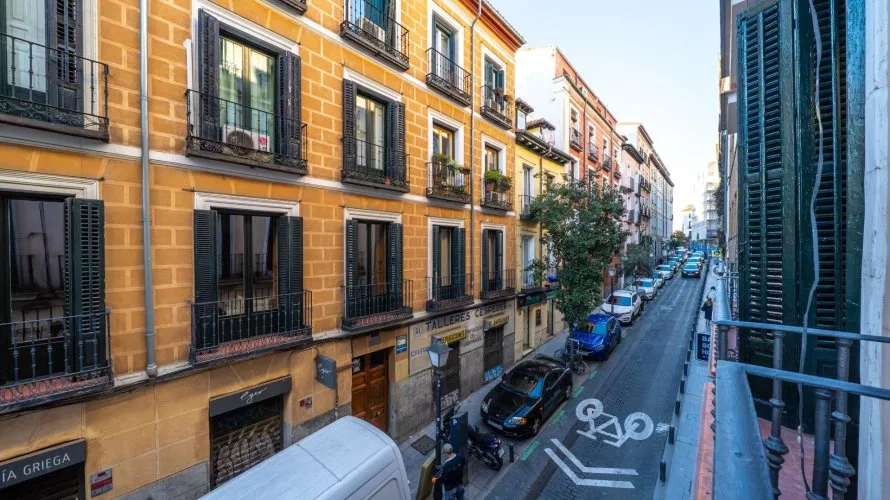 Apartamento de 3 dormitorios en Madrid, Spain No. 168 № 25