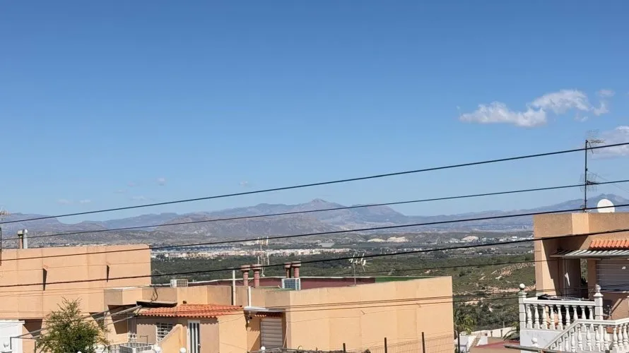 Сasa de 3 dormitorios en Gran Alacant, Spain No. 1073 № 24