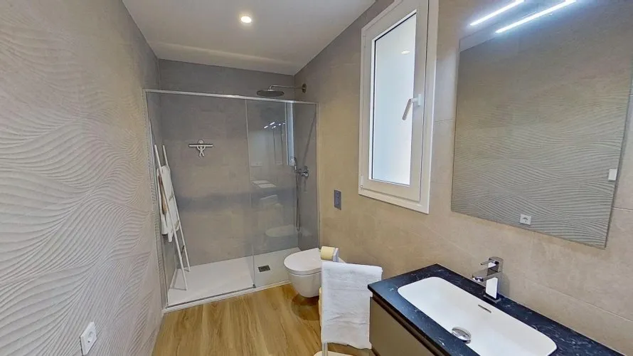 Apartamento de 2 dormitorios en Benidorm, Spain No. 107 № 6