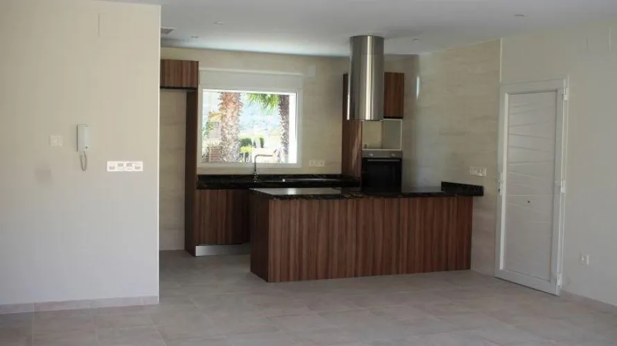 Villa de 3 dormitorios en La Romana, Spain No. 276 № 2