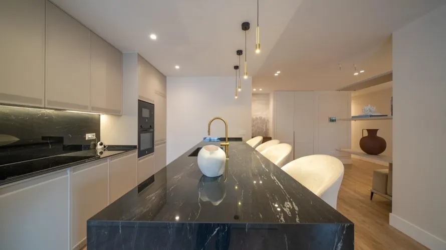 Apartamento de 3 dormitorios en Madrid, Spain No. 921 № 11