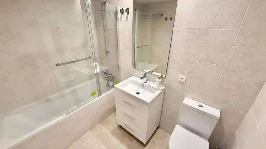 Apartamento de 3 dormitorios en Alicante, Spain No. 1136 № 14