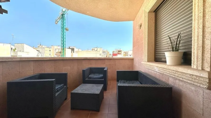 Apartamento de 4 dormitorios en Torrevieja, Spain No. 765 № 7