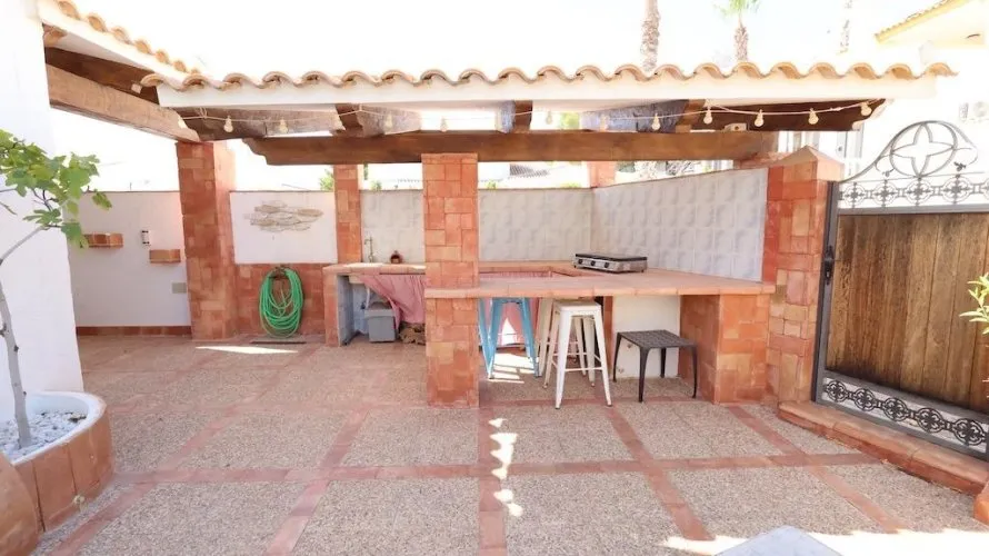 Apartamento de 4 dormitorios en Villamartin, Spain No. 782 № 25