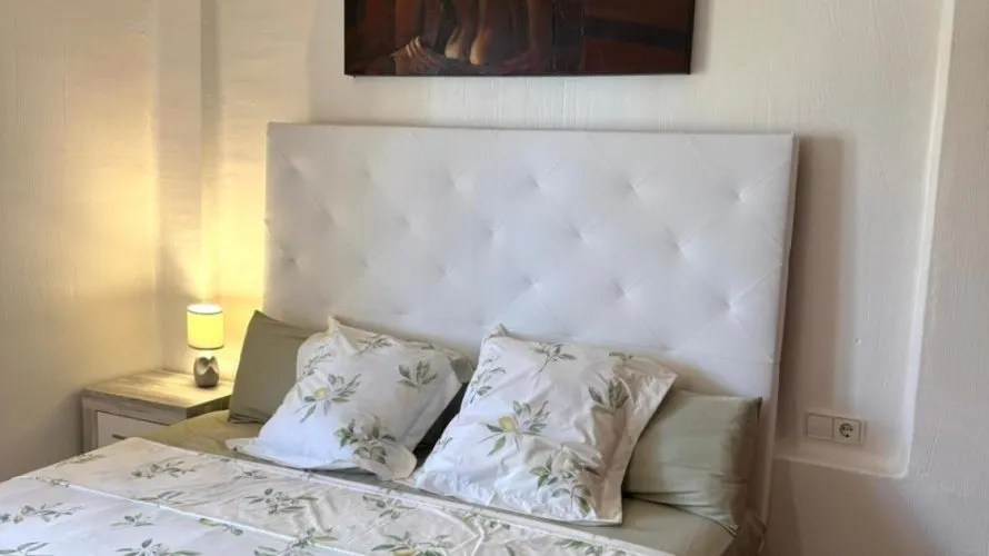 Apartamento de 2 dormitorios en Torrevieja, Spain No. 995 № 17