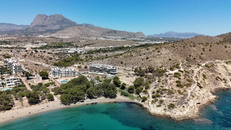 Apartamento de 2 dormitorios en Villajoyosa, Spain No. 144 № 21