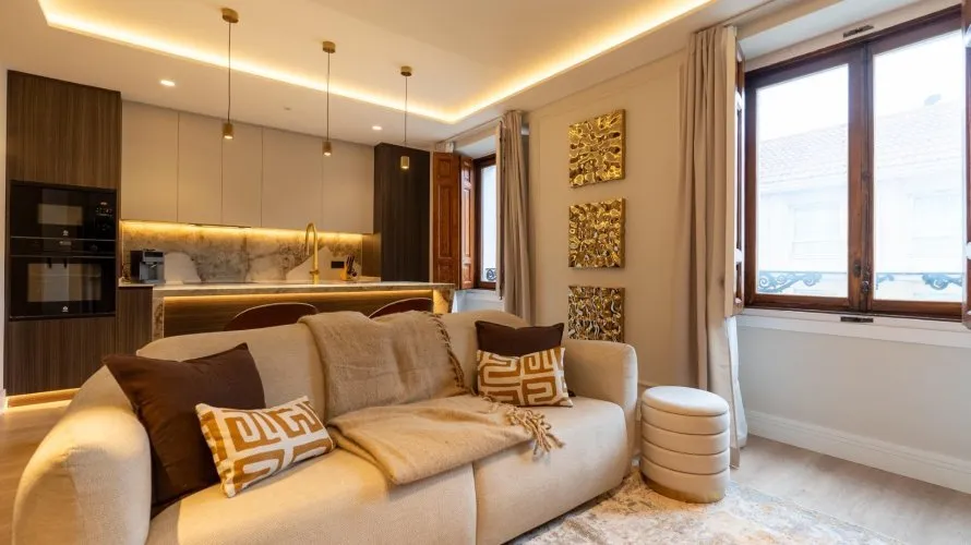 Apartamento de 3 dormitorios en Madrid, Spain No. 951 № 1