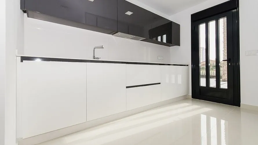 Villa de 4 dormitorios en Playa Honda, Spain No. 280 № 7