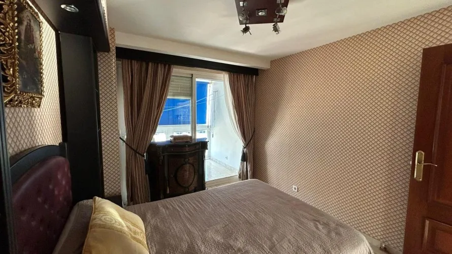 Apartamento de 2 dormitorios en Benidorm, Spain No. 652 № 18
