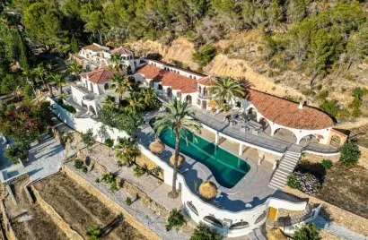 Villa de 11 dormitorios en Altea, Spain No. 1157
