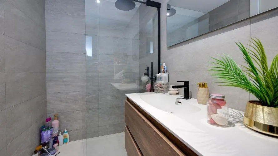 Apartamento de 3 dormitorios en Torrevieja, Spain No. 1392 № 16