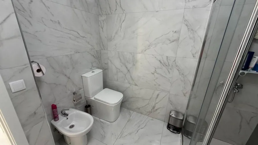 Apartamento de 3 dormitorios en Torrevieja, Spain No. 953 № 24