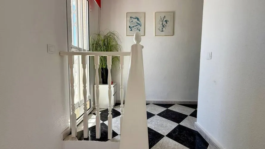 Villa de 4 dormitorios en Playa Flamenca II, Spain No. 169 № 28