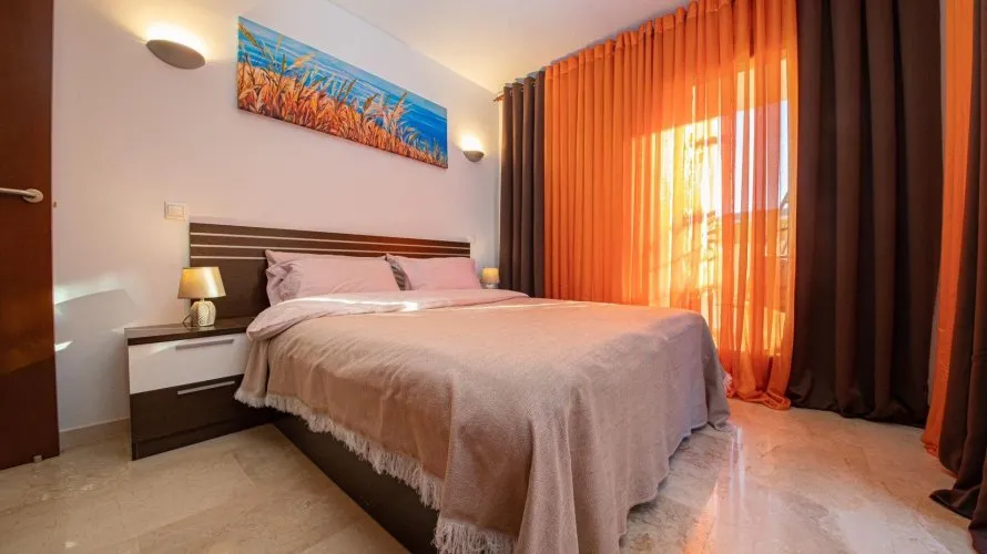 Apartamento de 2 dormitorios en Torrevieja, Spain No. 541 № 21