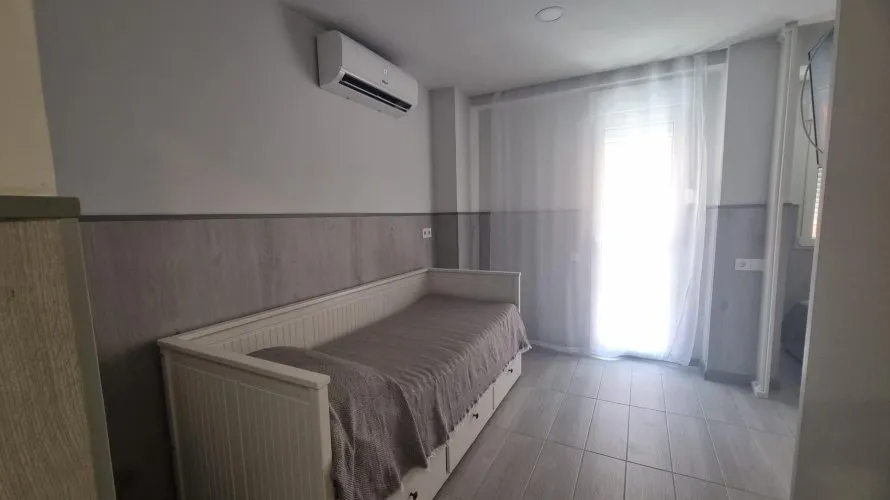 Apartamento de 3 dormitorios en Torrevieja, Spain No. 763 № 6