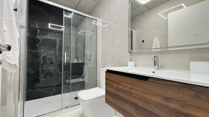 Apartamento de 2 dormitorios en Torrevieja, Spain No. 1388 № 2