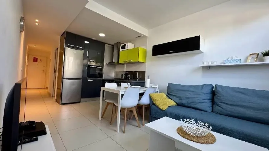 Apartamento de 2 dormitorios en Torrevieja, Spain No. 739 № 11
