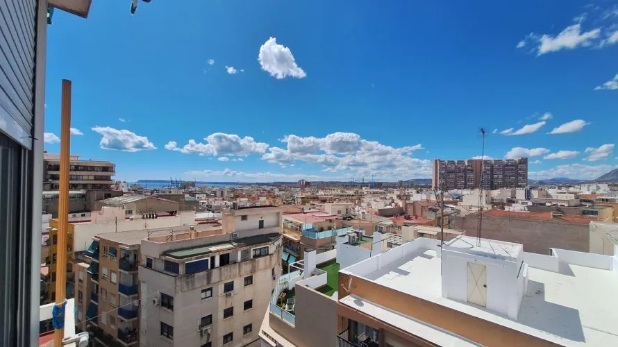 Apartamento de 3 dormitorios en San Blas, Spain No. 694 № 5