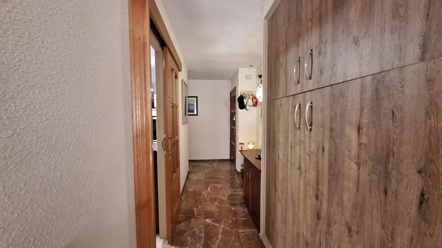Apartamento de 3 dormitorios en Alicante, Spain No. 162 № 12