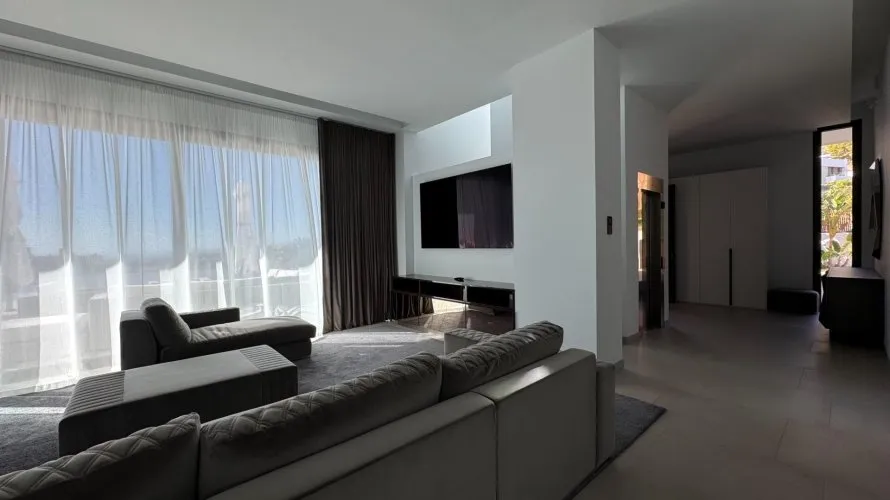 Villa de 691m² en Finestrat, Spain No. 710 № 12