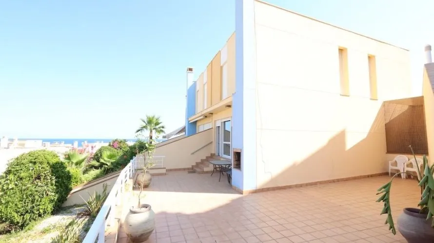 Сasa de 3 dormitorios en Cabo Roig, Spain No. 1410 № 14