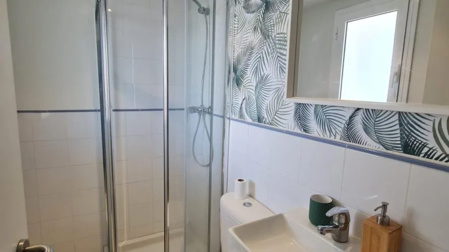 Apartamento de 2 dormitorios en Alicante, Spain No. 1246 № 3