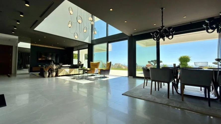 Villa de 890m² en Benidorm, Spain No. 832 № 19
