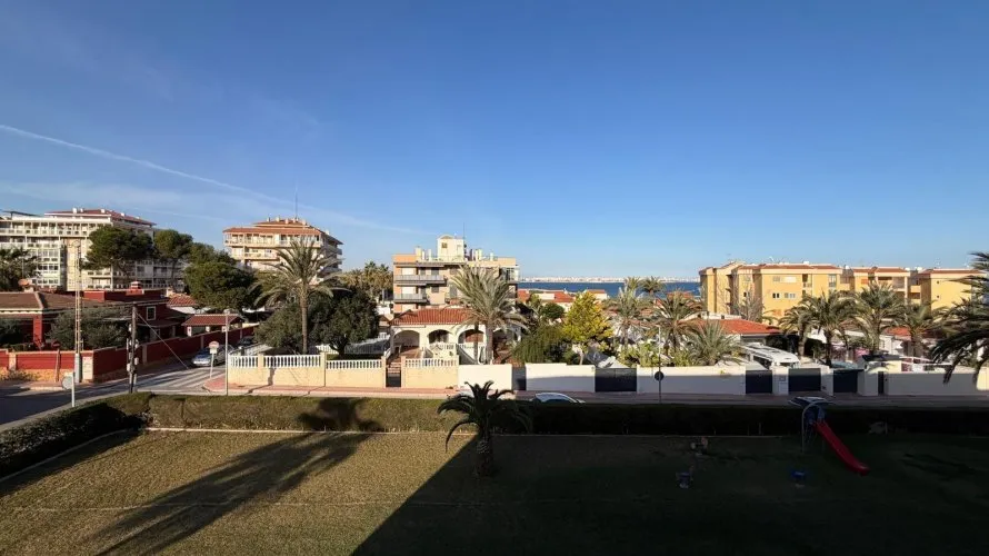 Apartamento de 3 dormitorios en Torrevieja, Spain No. 231 № 26