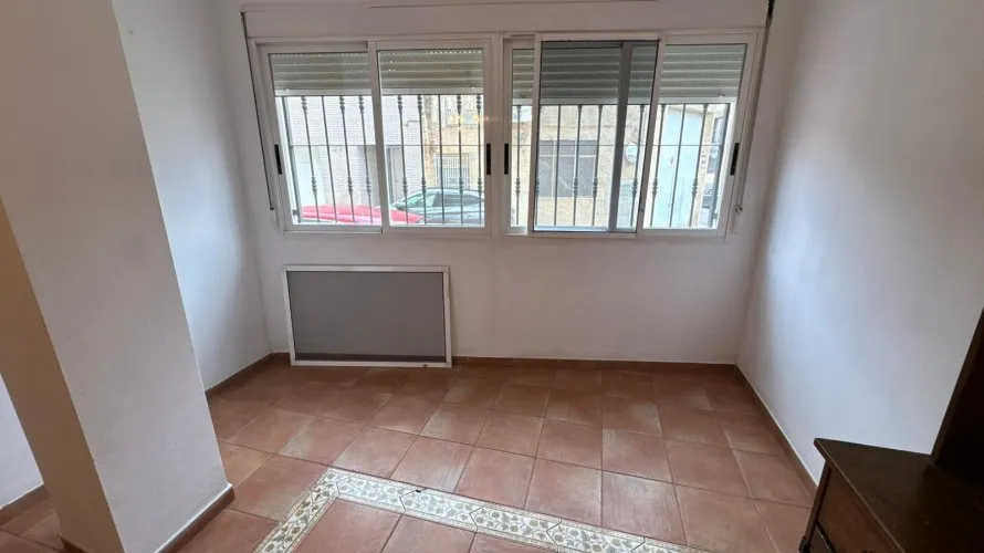 Apartamento de 2 dormitorios en Benaguasil, Spain No. 1178 № 4