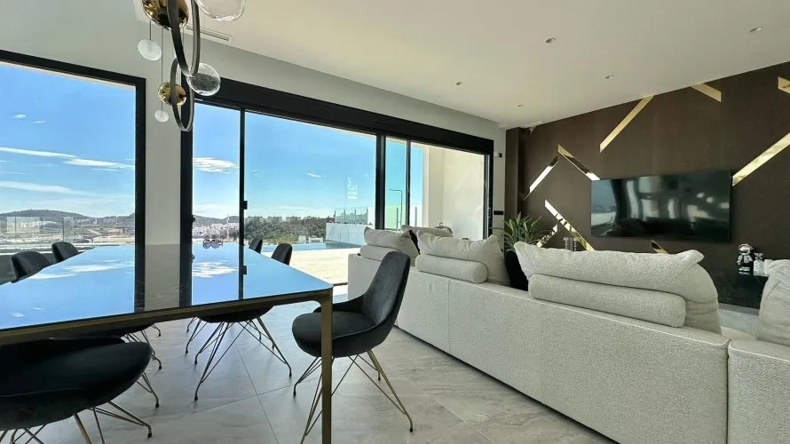 Villa de 3 dormitorios en Finestrat, Spain No. 1296 № 10