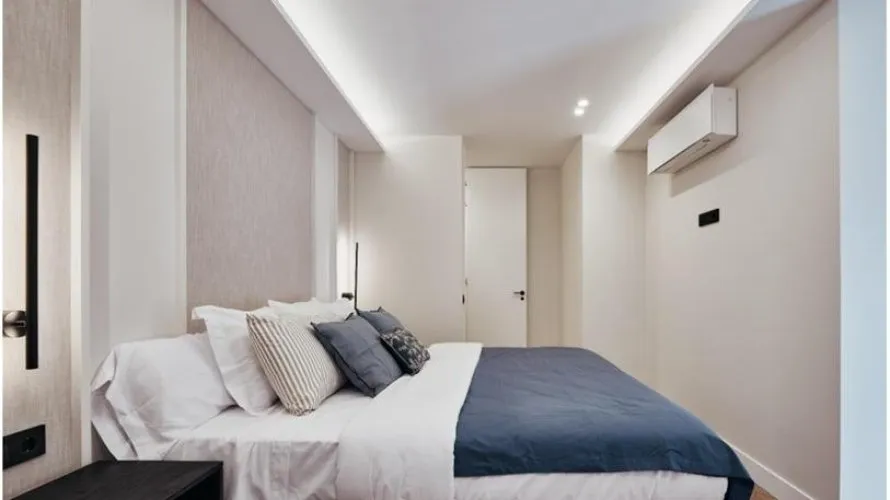 Apartamento de 3 dormitorios en Madrid, Spain No. 801 № 9