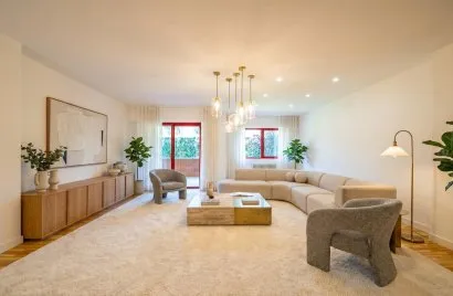 Apartamento de 4 dormitorios en Pozuelo de Alarcón, Spain No. 1385