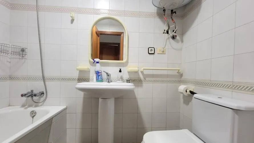 Apartamento de 1 dormitorio en Torrevieja, Spain No. 1040 № 25