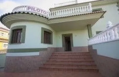 Villa de 3 dormitorios en Los Altos, Spain No. 324