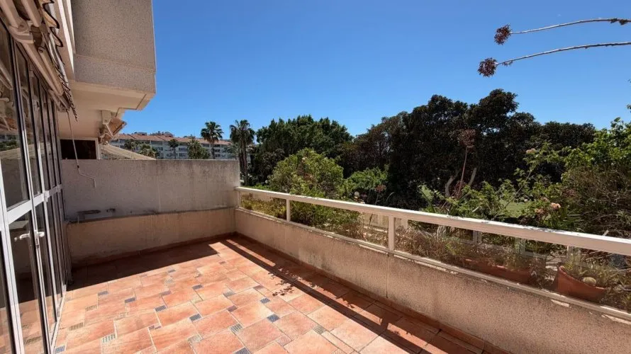 Apartamento de 2 dormitorios en Alicante, Spain No. 1163 № 8