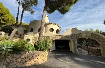 Villa de 4 dormitorios en Altea La Vella, Spain No. 502