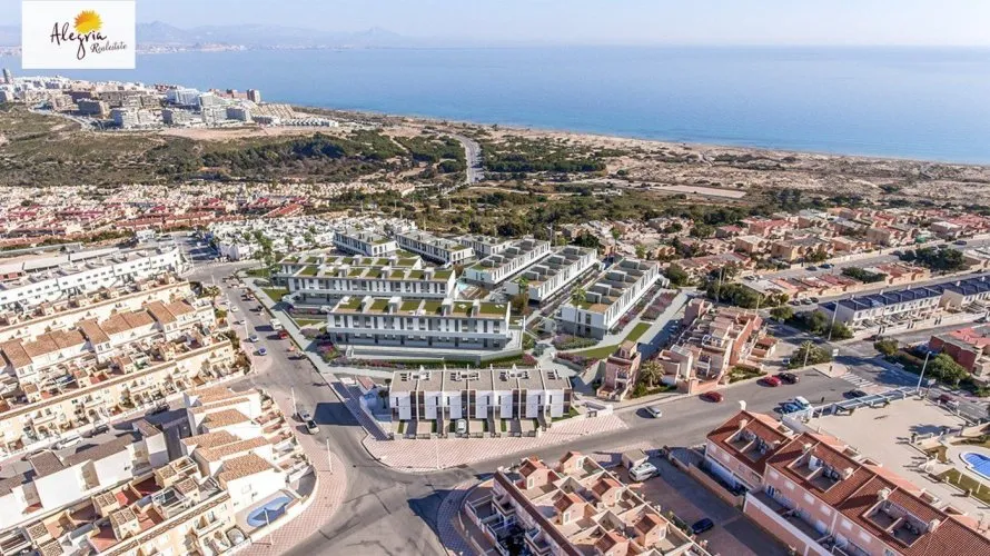 Apartamento de 3 dormitorios en Gran Alacant, Spain No. 368 № 4