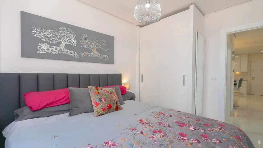 Apartamento de 82m² en Alicante, Spain No. 893 № 1