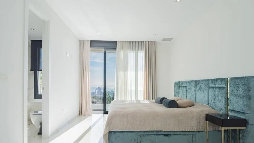 Villa de 5 dormitorios en Finestrat, Spain No. 1317 № 16