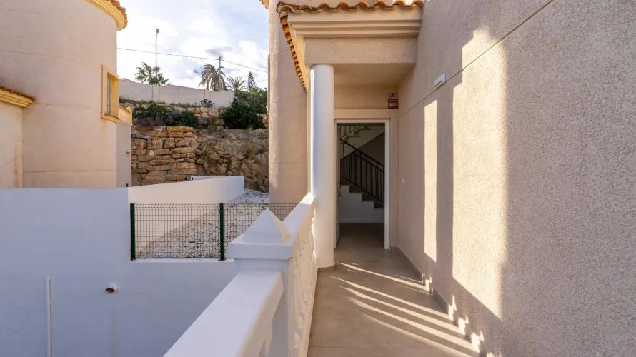 Apartamento de 3 dormitorios en El Campello, Spain No. 237 № 9