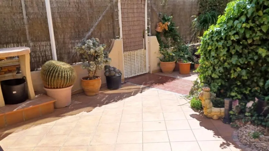 Сasa de 3 dormitorios en Alicante, Spain No. 1109 № 10