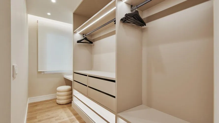 Apartamento de 3 dormitorios en Madrid, Spain No. 1167 № 2