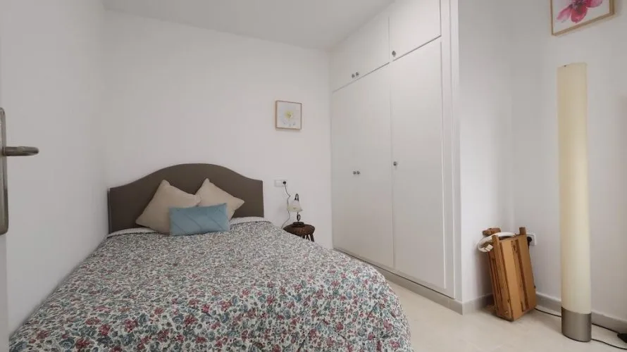 Apartamento de 3 dormitorios en Torrevieja, Spain No. 594 № 25