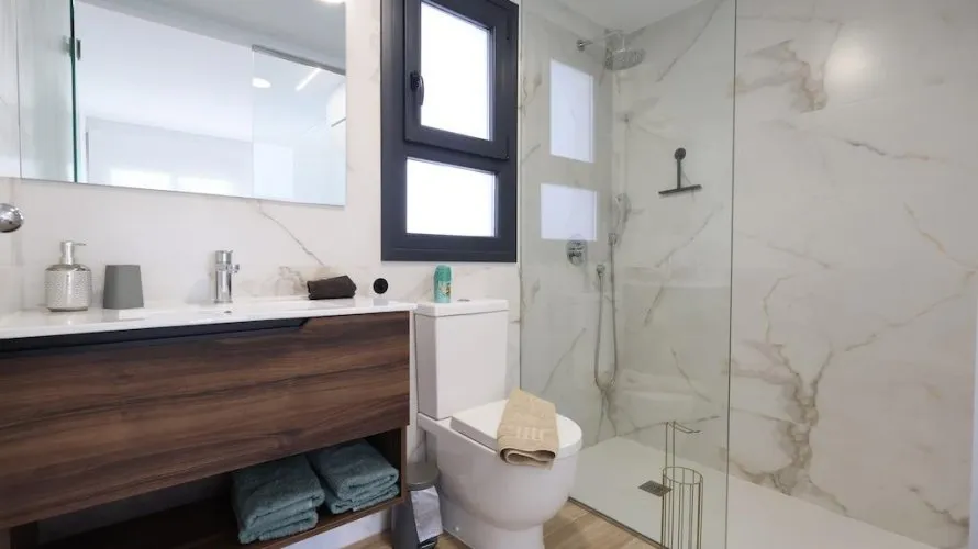 Apartamento de 2 dormitorios en Alicante, Spain No. 852 № 10