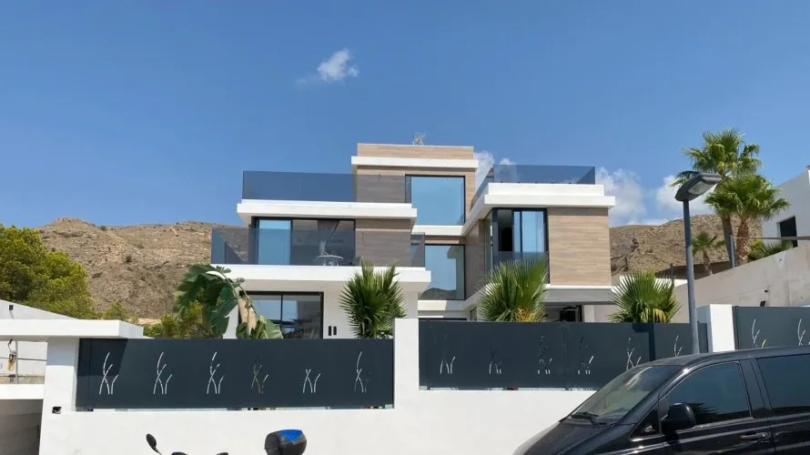 Villa de 6 dormitorios en Finestrat, Spain No. 839 № 3