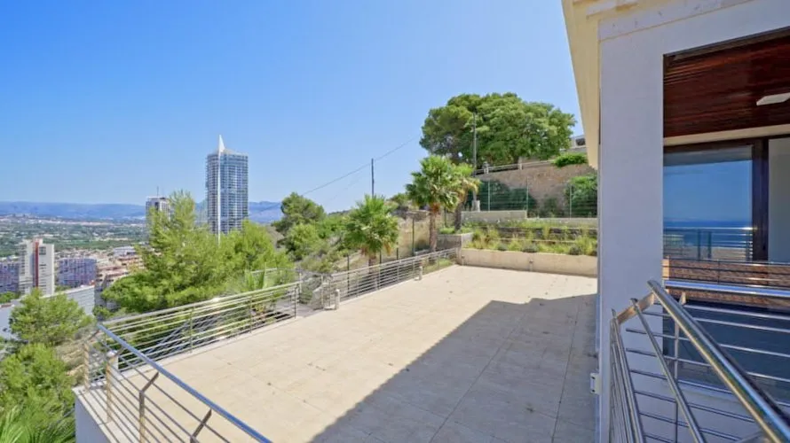 Apartamento de 4 dormitorios en Benidorm, Spain No. 459 № 28