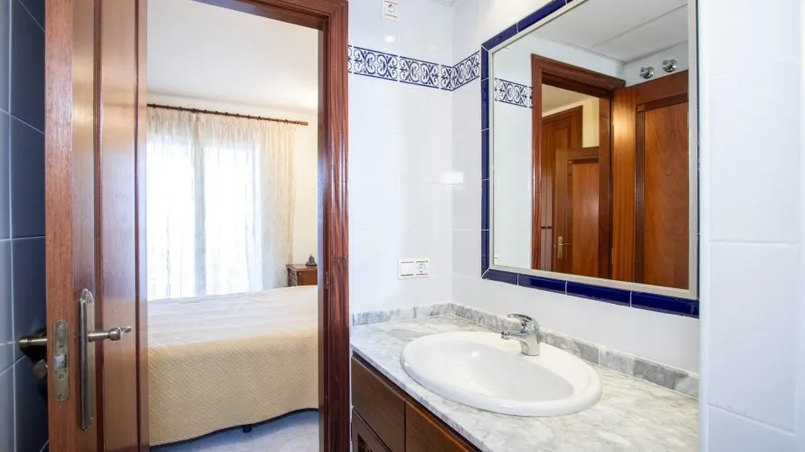 Apartamento de 3 dormitorios en Torrevieja, Spain No. 108 № 6