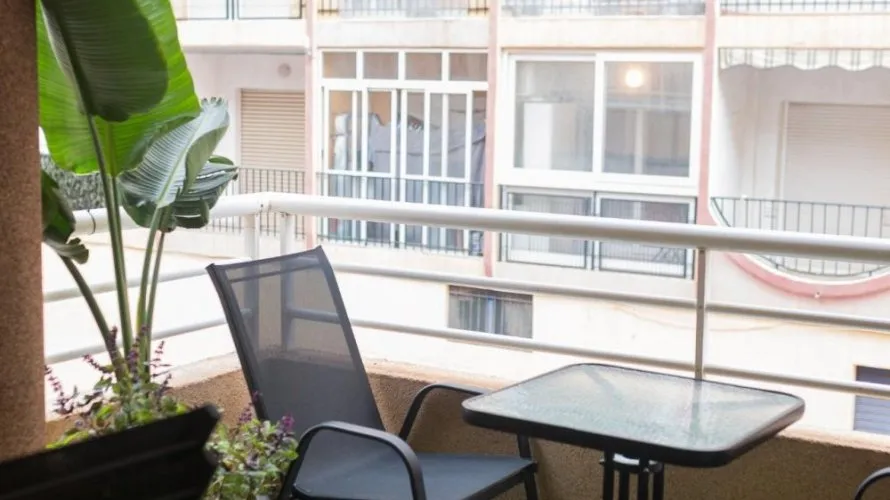 Apartamento de 2 dormitorios en Torrevieja, Spain No. 1345 № 23