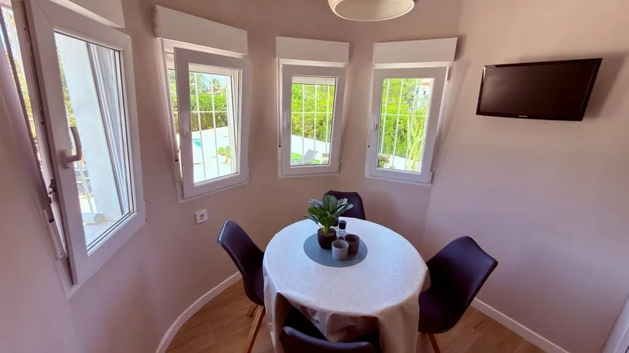 Villa de 168m² en San Vicente del Raspeig, Spain No. 1327 № 5